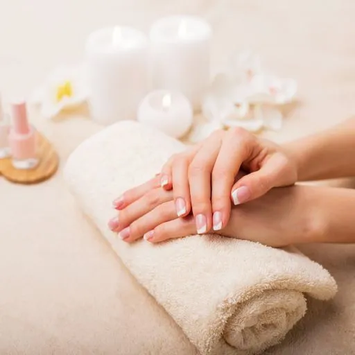 Alynails onglerie à domicile à Montbrison