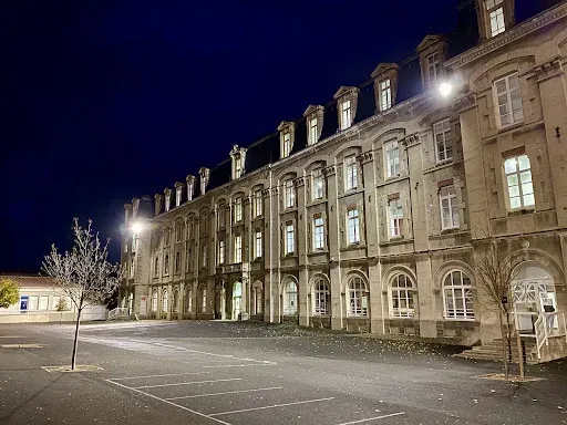 Collège Mario Meunier à Montbrison