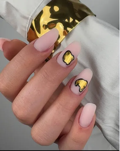 Eucléia Nail Artist à Montbrison