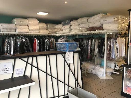 Pressing 7 À Sek à Montbrison