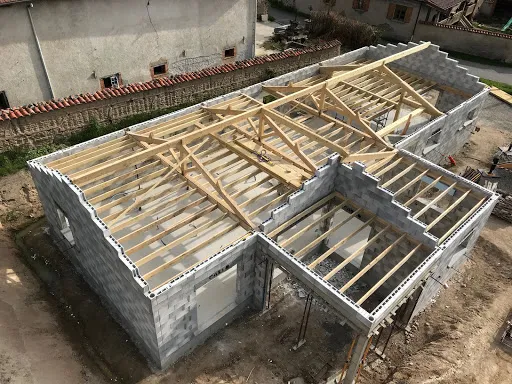 Roux Jean-Paul Maçonnerie à Montbrison