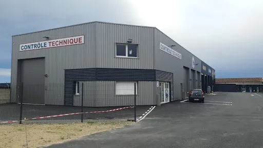 Zone d'entretien automobile à Montbrison